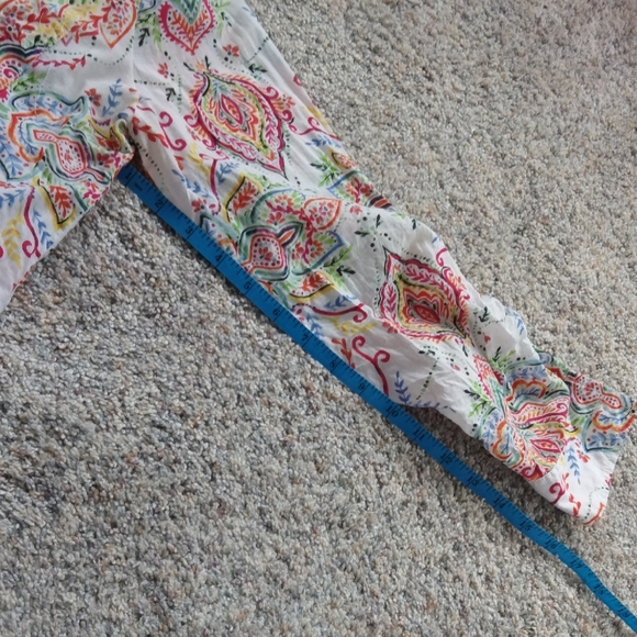 Woman's Paisley Button, M - Picture 2 of 6